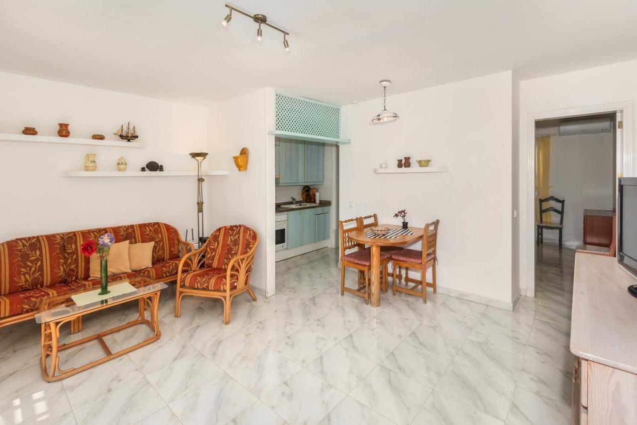 Conylanza Golf Y Mar Suites Costa Teguise Bagian luar foto
